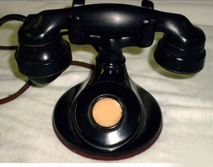 Western Electric Desk Set Handset Mounting Types