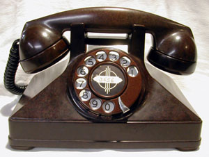 Northern Electric Uniphone No. 1 - brown